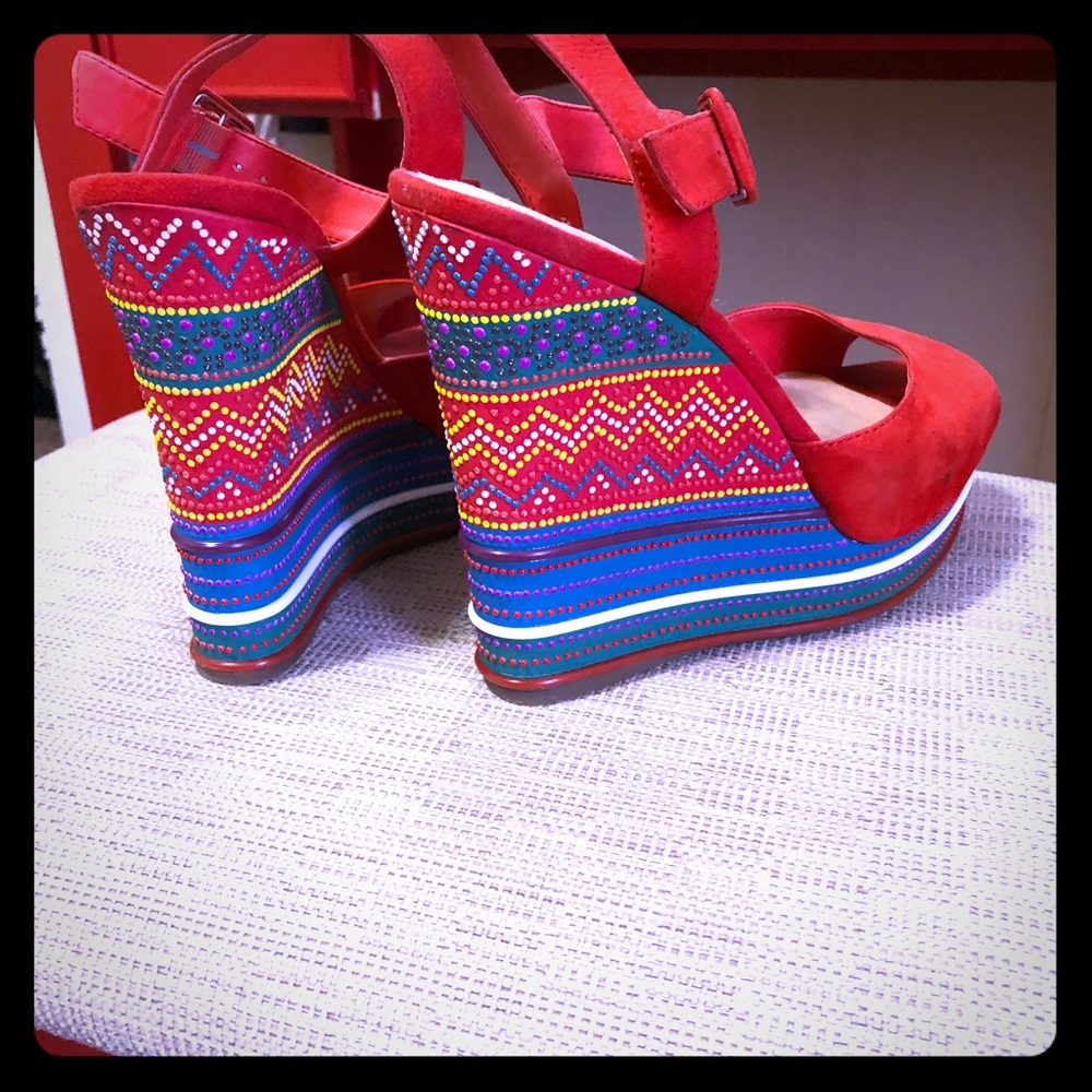 8.5 Gianni Bini RED wedges High heels